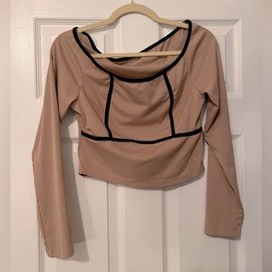 SHEIN Off Shoulder Contrast Binding Tee, Khaki. Size XL